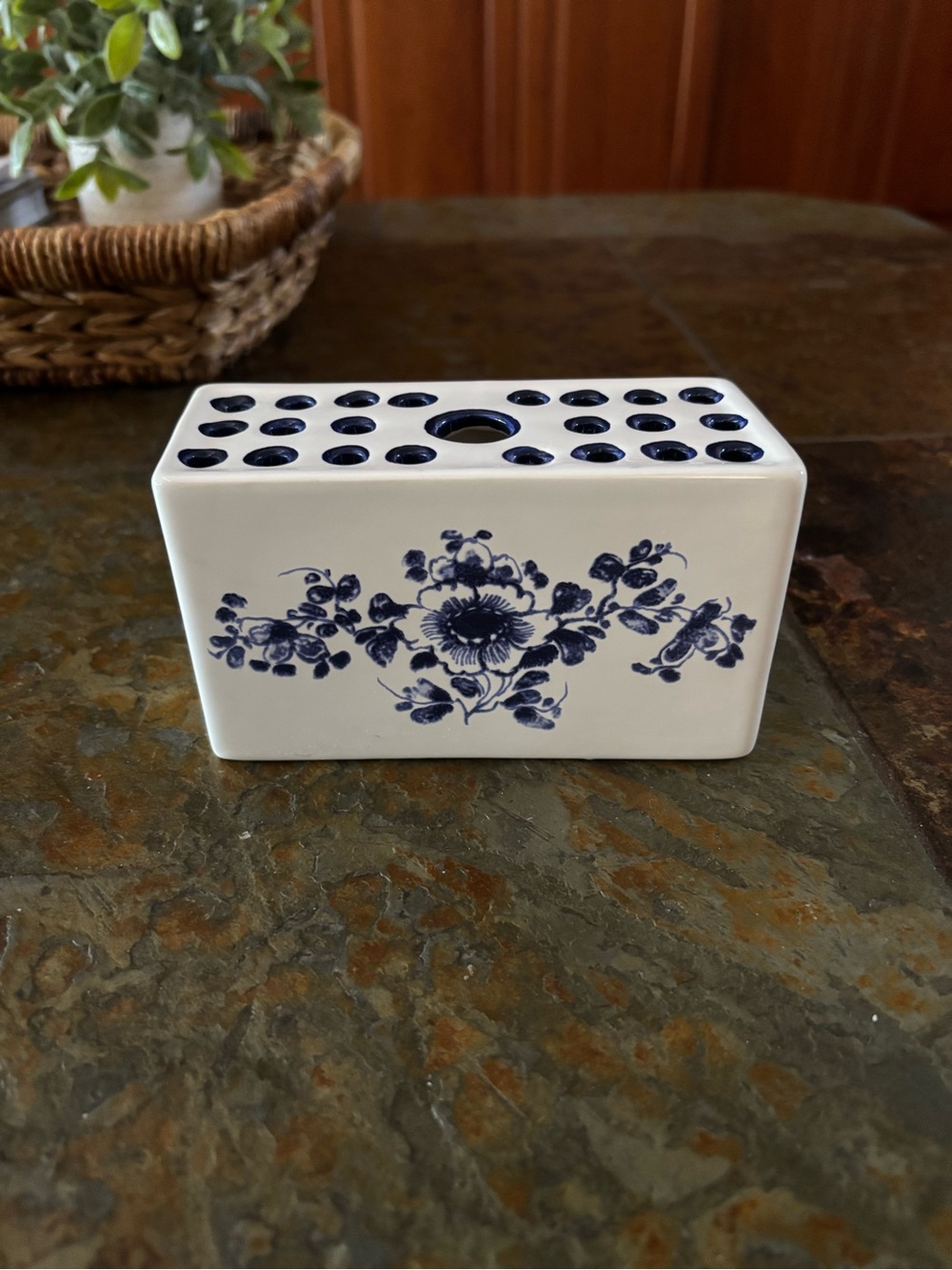 Vintage Metropolitan Museum Art
Delft Blue Flower Frog Vase